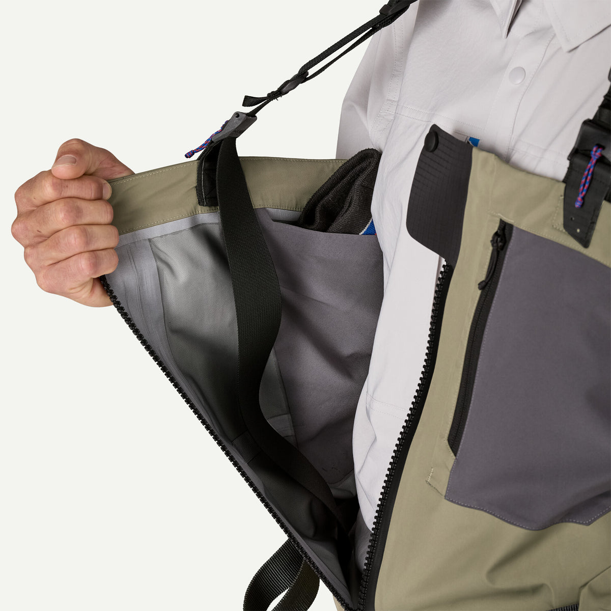 Patagonia Men's Swiftcurrent Traverse Zip-Front Waders