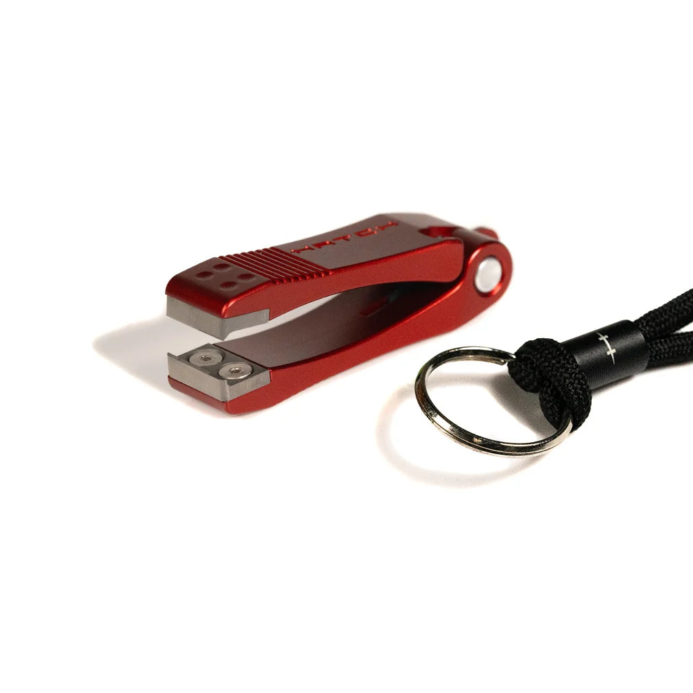 Hatch Nipper 3 and Lanyard