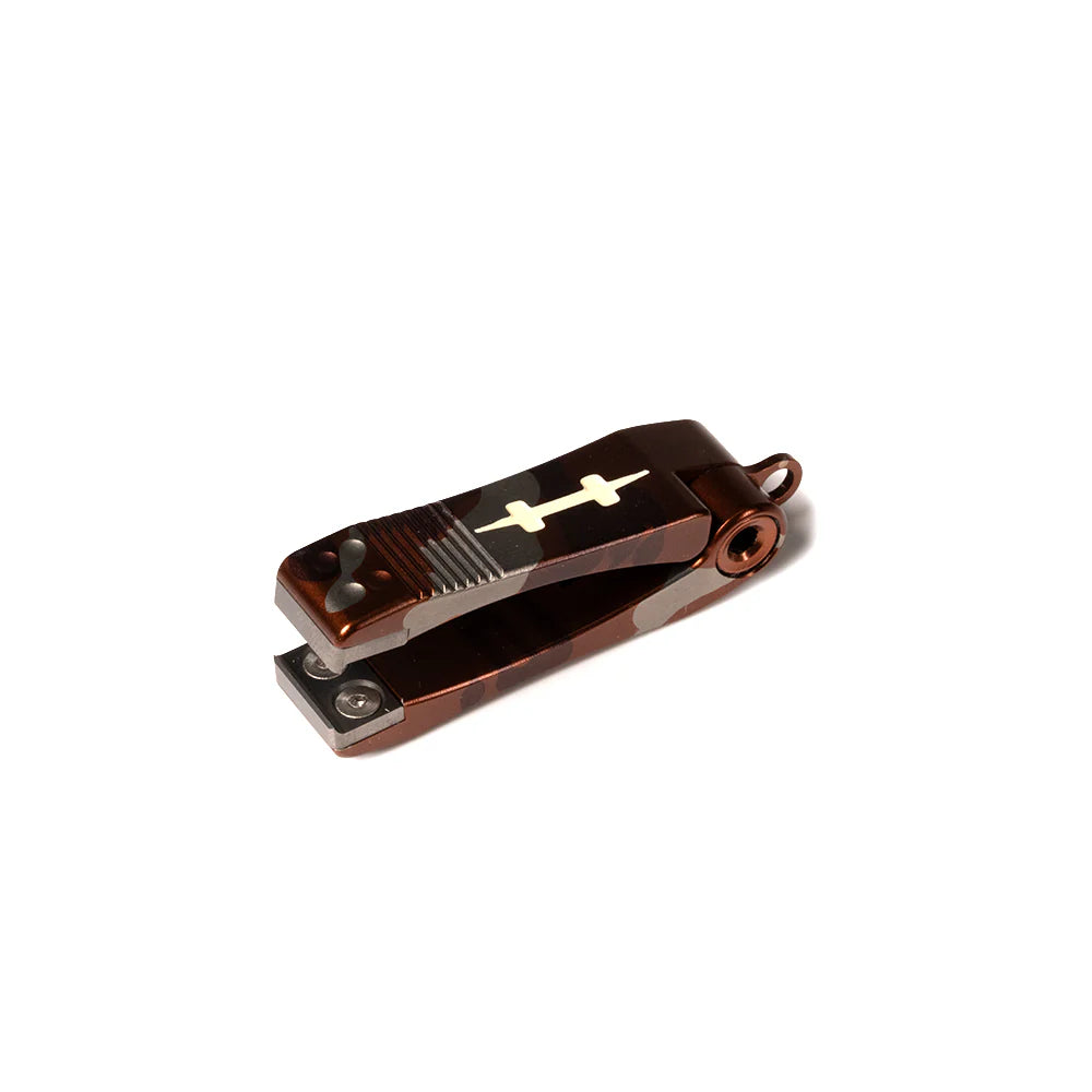 Hatch Nipper 3 and Lanyard